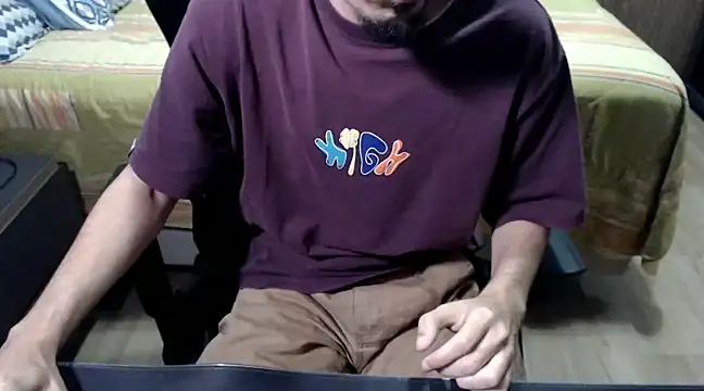 Snapshot of ViniBruv chatting on 17, 1, 2025 ViniBruv online show from 17, 1, 2025