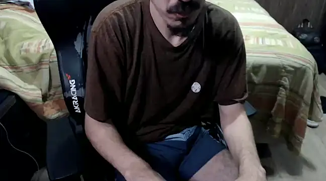 Snapshot of ViniBruv chatting on 9, 3, 2025 ViniBruv online show from 9, 3, 2025