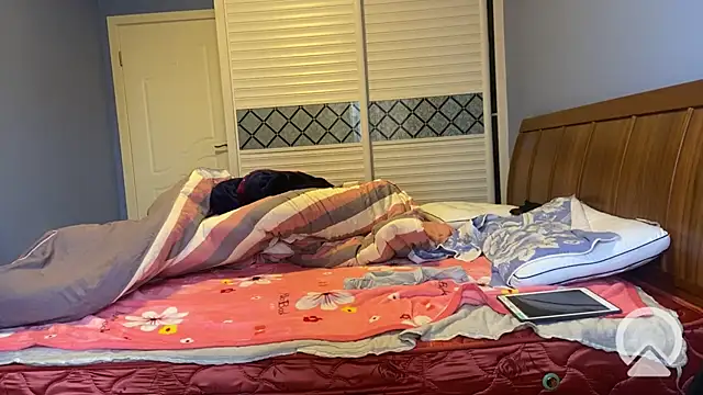 Snapshot of shuai321 chatting on 4, 2, 2025 shuai321 online show from 4, 2, 2025