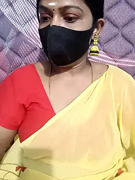 Snapshot of Renuma chatting on 19, 11, 2025 Renuma online show from 19, 11, 2025