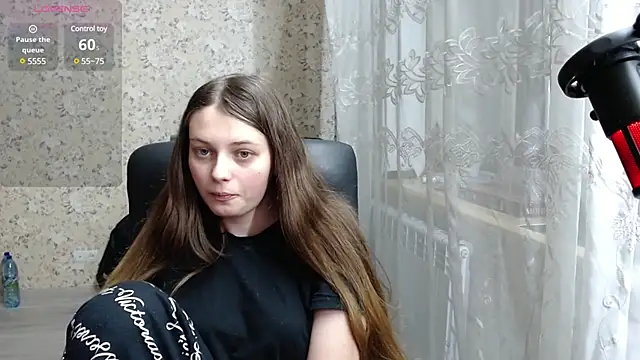 Nana Hot online show from 5, 1, 2025