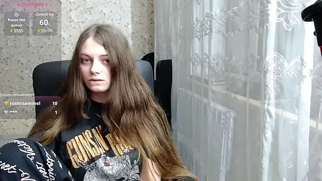 Nana Hot online show from 11, 1, 2025