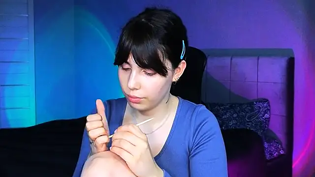 Stacy Gonzales  online show from 3, 4, 2026