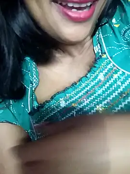 Snapshot of Wifesuman40 chatting on 7, 12, 2024 Wifesuman40 online show from 7, 12, 2024