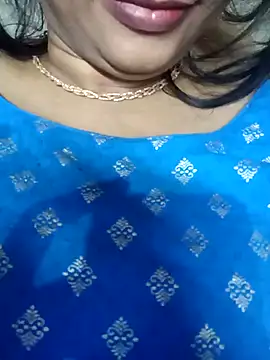 Snapshot of Wifesuman40 chatting on 15, 12, 2024 Wifesuman40 online show from 15, 12, 2024