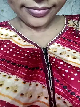 Snapshot of Wifesuman40 chatting on 24, 12, 2024 Wifesuman40 online show from 24, 12, 2024