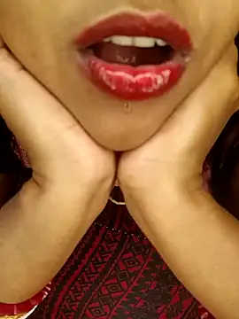 Snapshot of Wifesuman40 chatting on 28, 12, 2024 Wifesuman40 online show from 28, 12, 2024