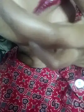 Snapshot of Wifesuman40 chatting on 7, 3, 2025 Wifesuman40 online show from 7, 3, 2025