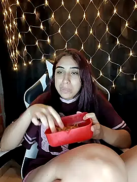 ifeelverywet andhot online show from 12, 11, 2025