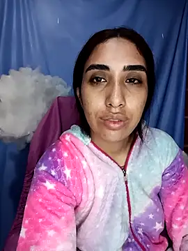 ifeelverywet andhot online show from 23, 12, 2025