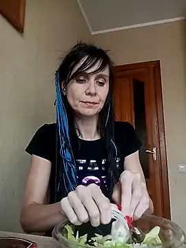 Francenia lolis online show from 9, 11, 2025