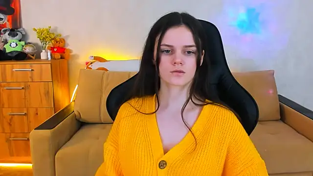 Lora Cain online show from 5, 12, 2024