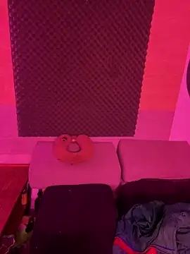 thesummerboy online show from 17, 3, 2025