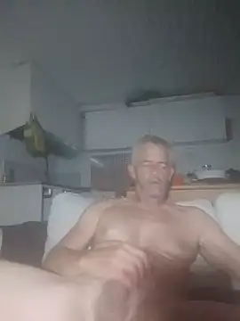 Snapshot of NICJOHNS chatting on 6, 3, 2026 NICJOHNS online show from 6, 3, 2026