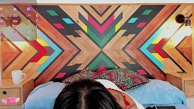 NaiirobiSwan online show from 6, 11, 2025