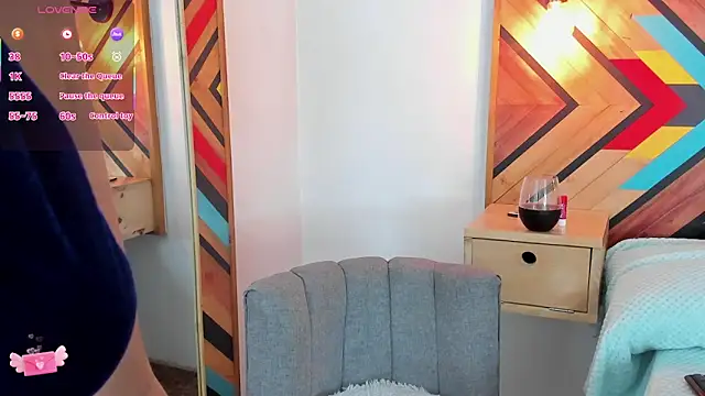 NaiirobiSwan online show from 2, 12, 2025