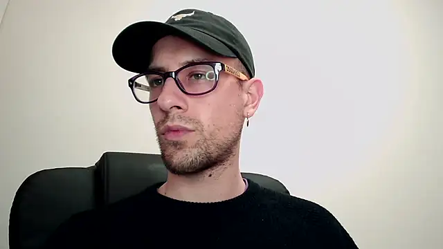 mikealcorleone online show from 3, 2, 2025