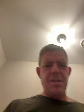 mrwright878787 online show from 15, 7, 2026