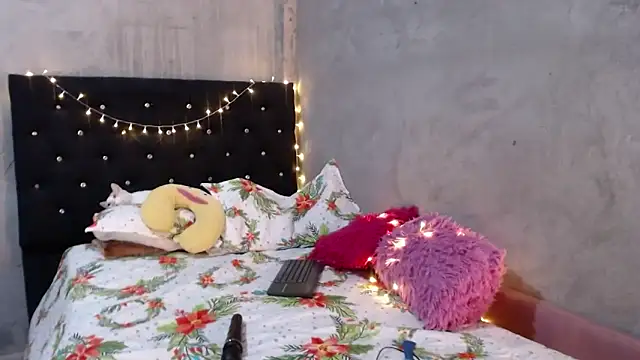 GeovannaFranco online show from 26, 2, 2025