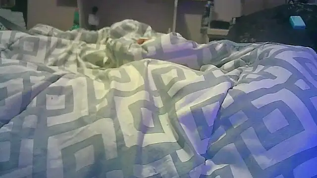 Snapshot of DI4MOND_FIR3 chatting on 28, 10, 2025 DI4MOND FIR3 online show from 28, 10, 2025