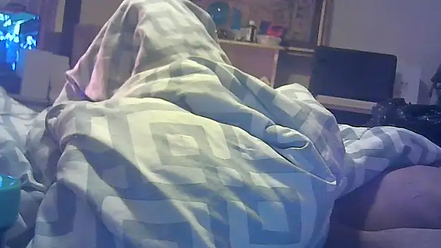 Snapshot of DI4MOND_FIR3 chatting on 3, 12, 2025 DI4MOND FIR3 online show from 3, 12, 2025