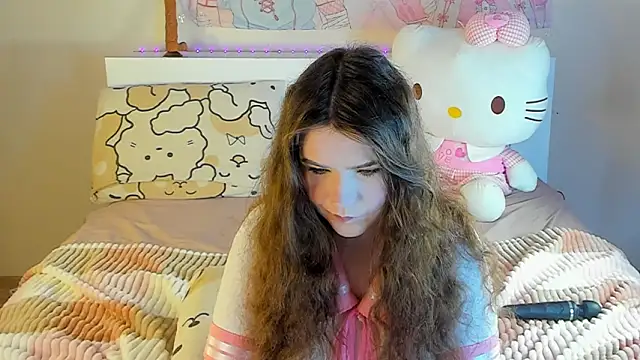 kuraii1  online show from 11, 2, 2025