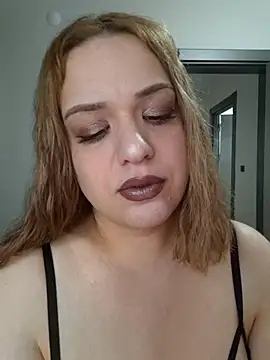 cansuozell online show from 25, 9, 2025