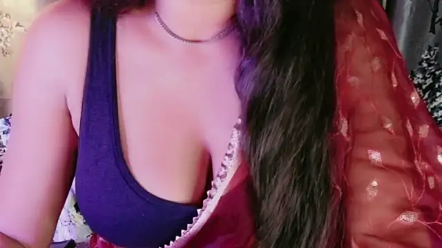 Snapshot of SexyAndHottie chatting on 16, 10, 2025 SexyAndHottie online show from 16, 10, 2025