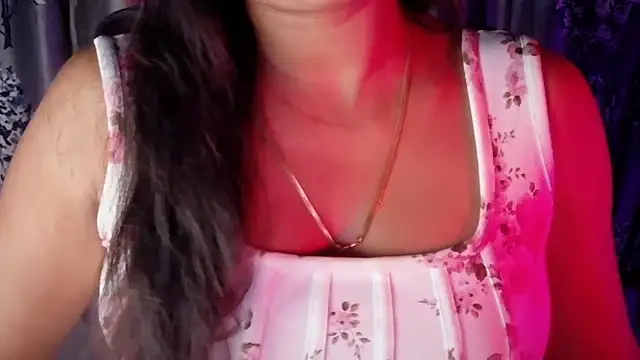 SexyAndHottie online show from 25, 2, 2026