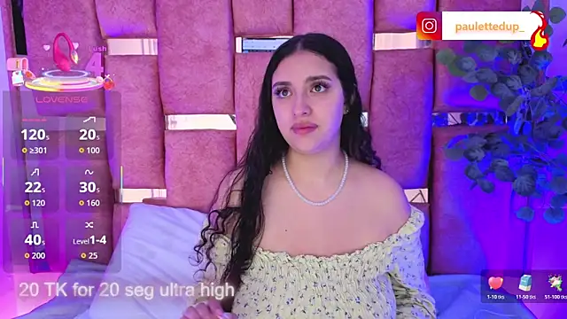 Snapshot of paulette_dupont chatting on 27, 11, 2025 paulette dupont online show from 27, 11, 2025