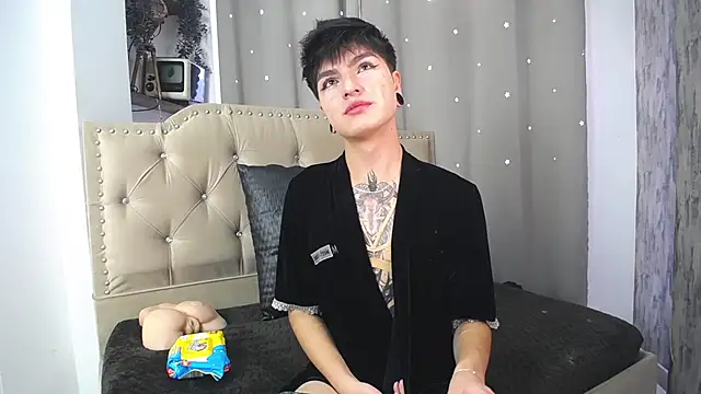 CataFox  online show from 21, 1, 2025