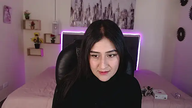 mia aira online show from 17, 12, 2024