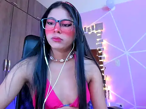 Snapshot of _ALLYSON18_ chatting on 20, 3, 2025 ALLYSON18 online show from 20, 3, 2025