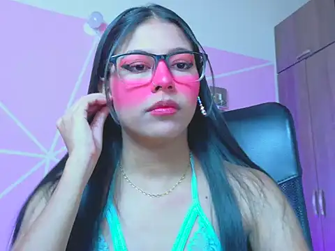  ALLYSON18  online show from 10, 4, 2026