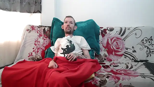 Sophia and Thomas online show from 11, 5, 2026