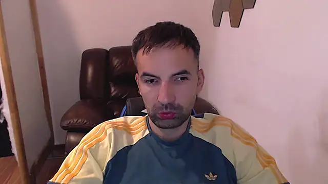 Snapshot of Leo_1617 chatting on 27, 9, 2025 Leo 1617 online show from 27, 9, 2025