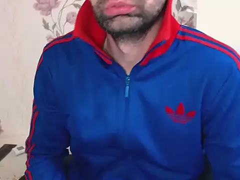 Snapshot of Leo_1617 chatting on 18, 11, 2025 Leo 1617 online show from 18, 11, 2025