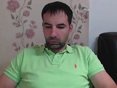 Snapshot of Leo_1617 chatting on 15, 12, 2025 Leo 1617 online show from 15, 12, 2025