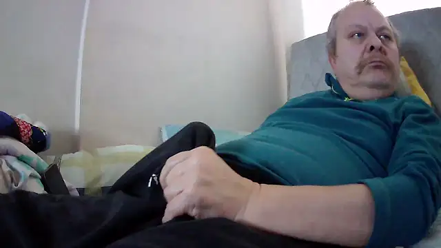 amylrmm1903 online show from 19, 1, 2025