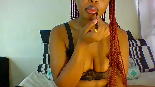 Snapshot of NickyBabes chatting on 24, 11, 2025 NickyBabes online show from 24, 11, 2025