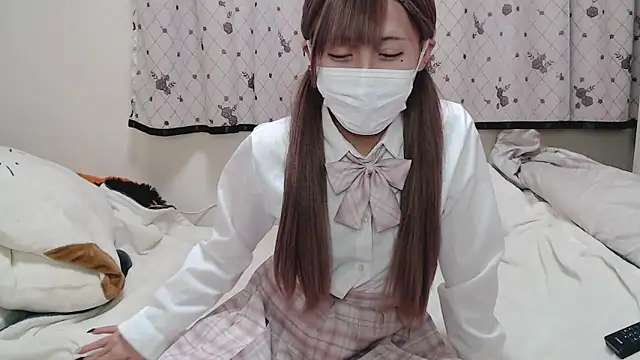  hiyor  online show from 13, 2, 2025