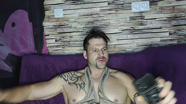 XxBigboybandxX online show from 4, 2, 2025