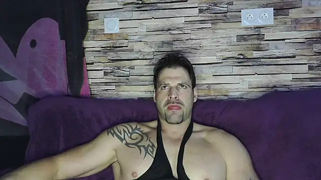 XxBigboybandxX online show from 9, 2, 2025