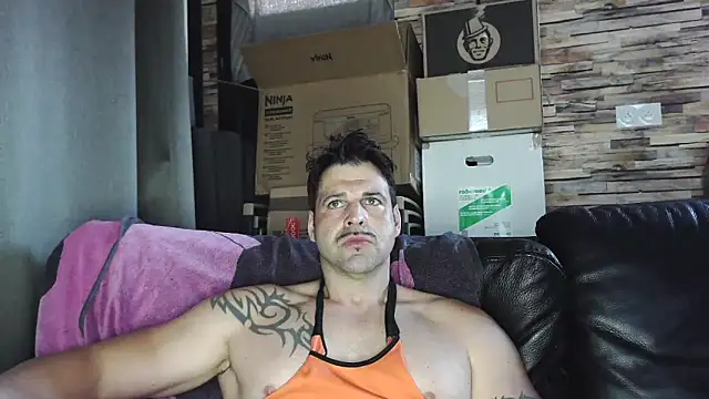 XxBigboybandxX online show from 7, 4, 2026