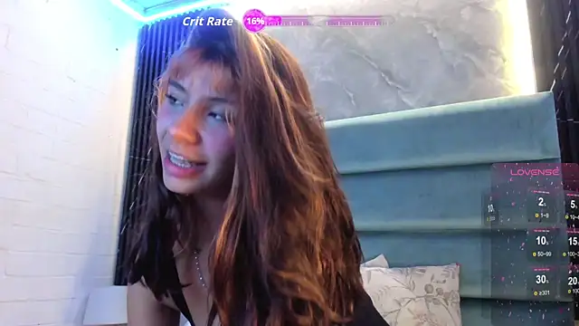 Snapshot of MelodiLovee_ chatting on 8, 11, 2025 MelodiLovee online show from 8, 11, 2025