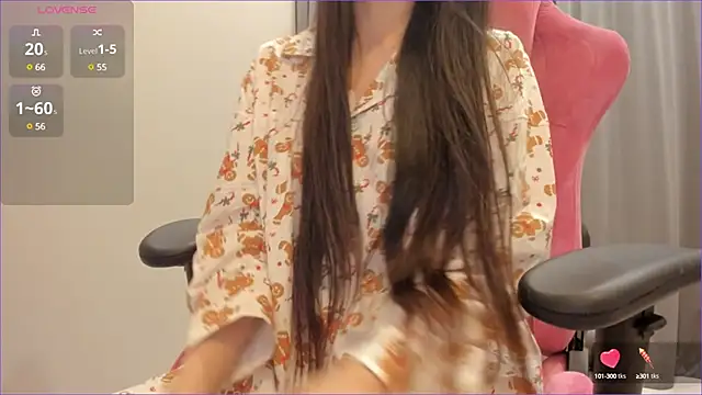 Snapshot of sweetiebunny22 chatting on 30, 12, 2024 sweetiebunny22 online show from 30, 12, 2024