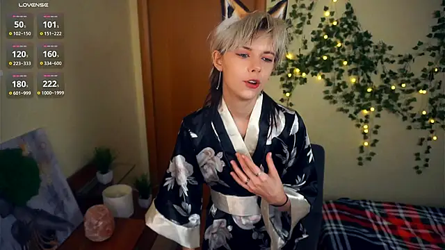 Snapshot of EngelAlman chatting on 12, 9, 2025 EngelAlman online show from 12, 9, 2025