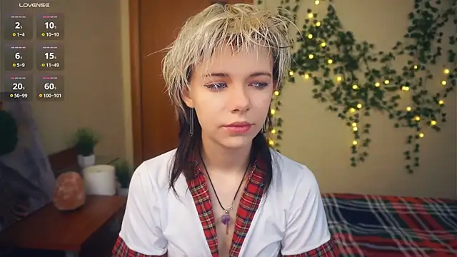 Snapshot of EngelAlman chatting on 16, 9, 2025 EngelAlman online show from 16, 9, 2025