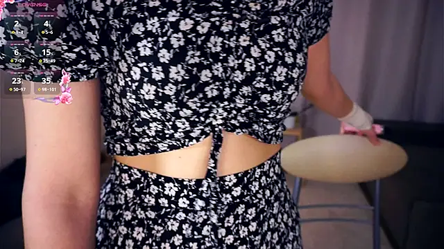 Snapshot of EngelAlman chatting on 3, 10, 2025 EngelAlman online show from 3, 10, 2025