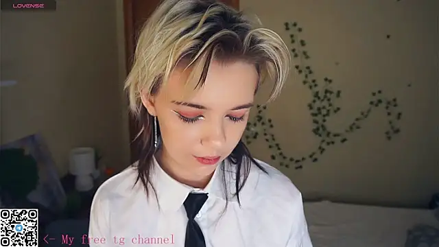 Snapshot of EngelAlman chatting on 26, 10, 2025 EngelAlman online show from 26, 10, 2025